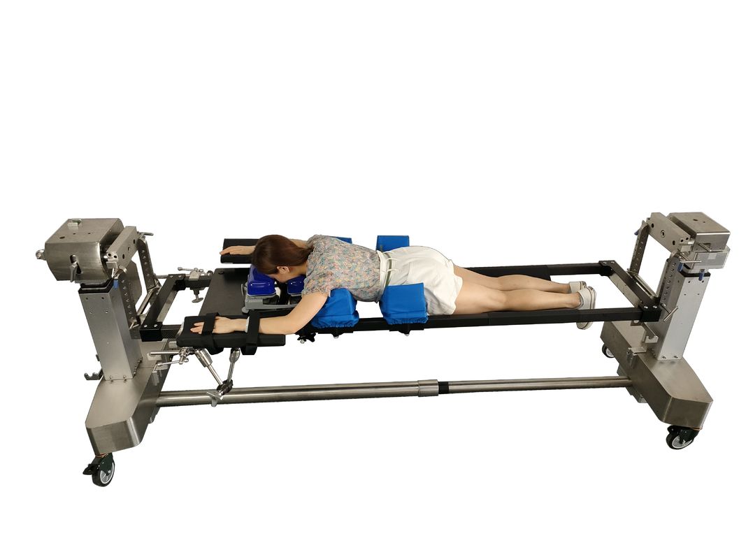 Carbon Fiber Electric Operating Table 680mm-1130mm Lifting Size Hydraulic Surgical Table