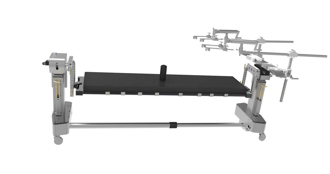 Carbon Fiber Electric Operating Table 680mm-1130mm Lifting Size Hydraulic Surgical Table