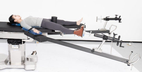 High End Orthopedic Fracture Table Strong Carbon Fiber Orthopedic Traction Frame Hip Replacement Table